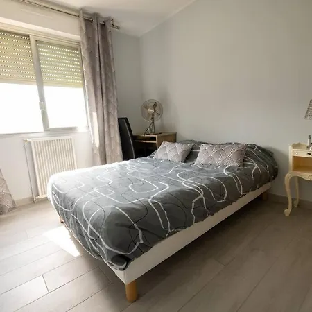 Apartamento - Palais Des Expositions